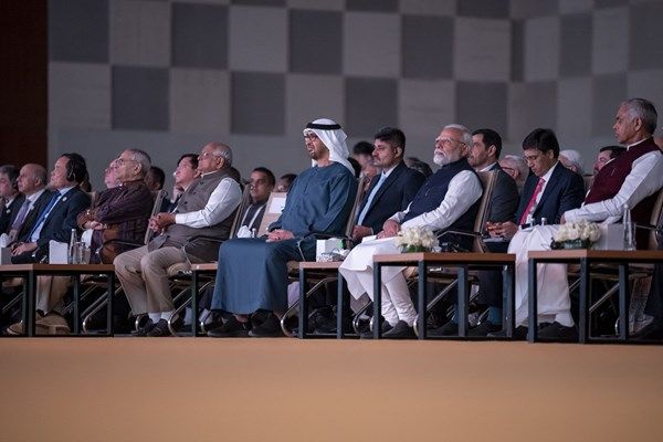 رئيس الدولة: سعداء بالمشاركة مع أصدقائنا في الهند والعالم في "قمة غوجارات"
