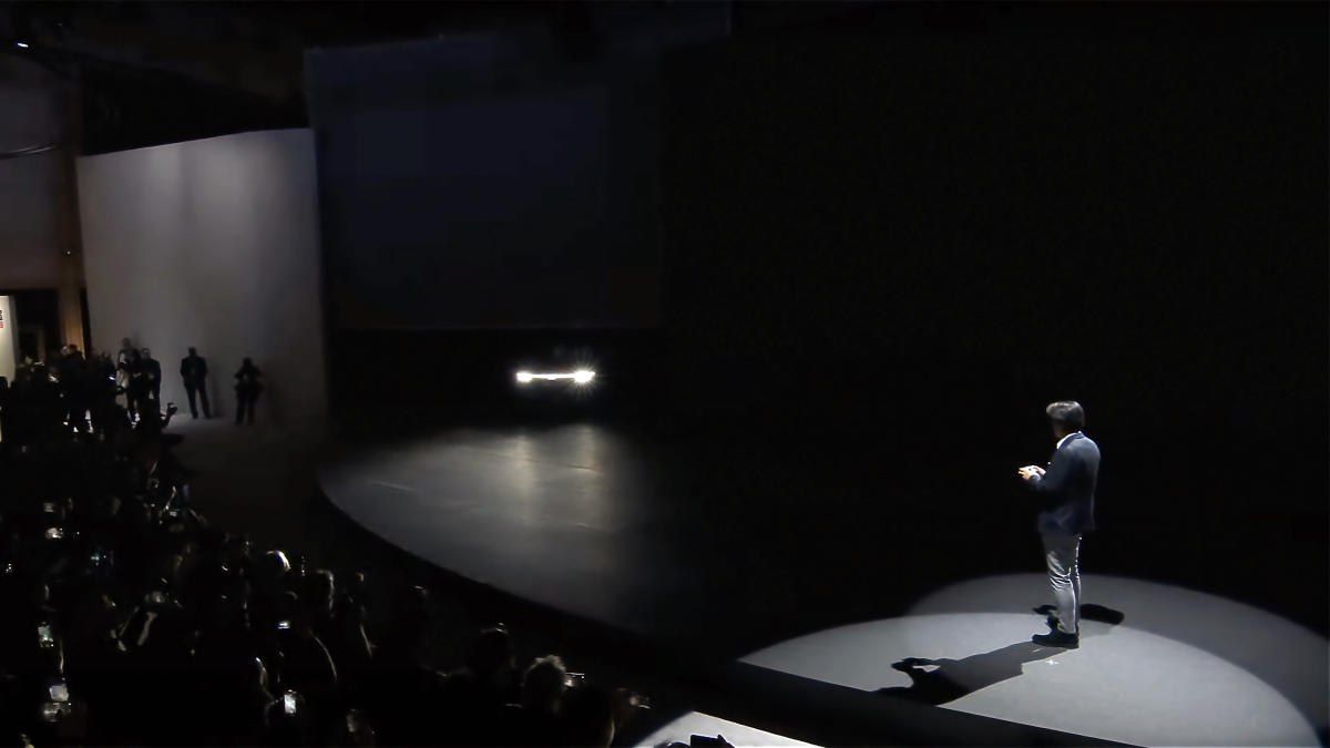 تكنولوجيا: سوني أحضرت سيارة Afeela EV إلى مسرح #CES2024 باستخدام ذراع تحكم PlayStation