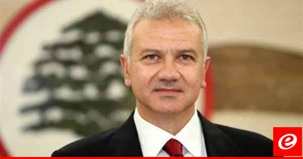 فادي كرم للنشرة: محور الممانعة هو من يطرح مع الموفدين الدوليين المقايضة بين أوضاع الجنوب والملف الداخلي