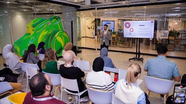 "قمة المليار متابع" تكشف أسرار إضفاء الطابع الإنساني على محتوى منصات التواصل