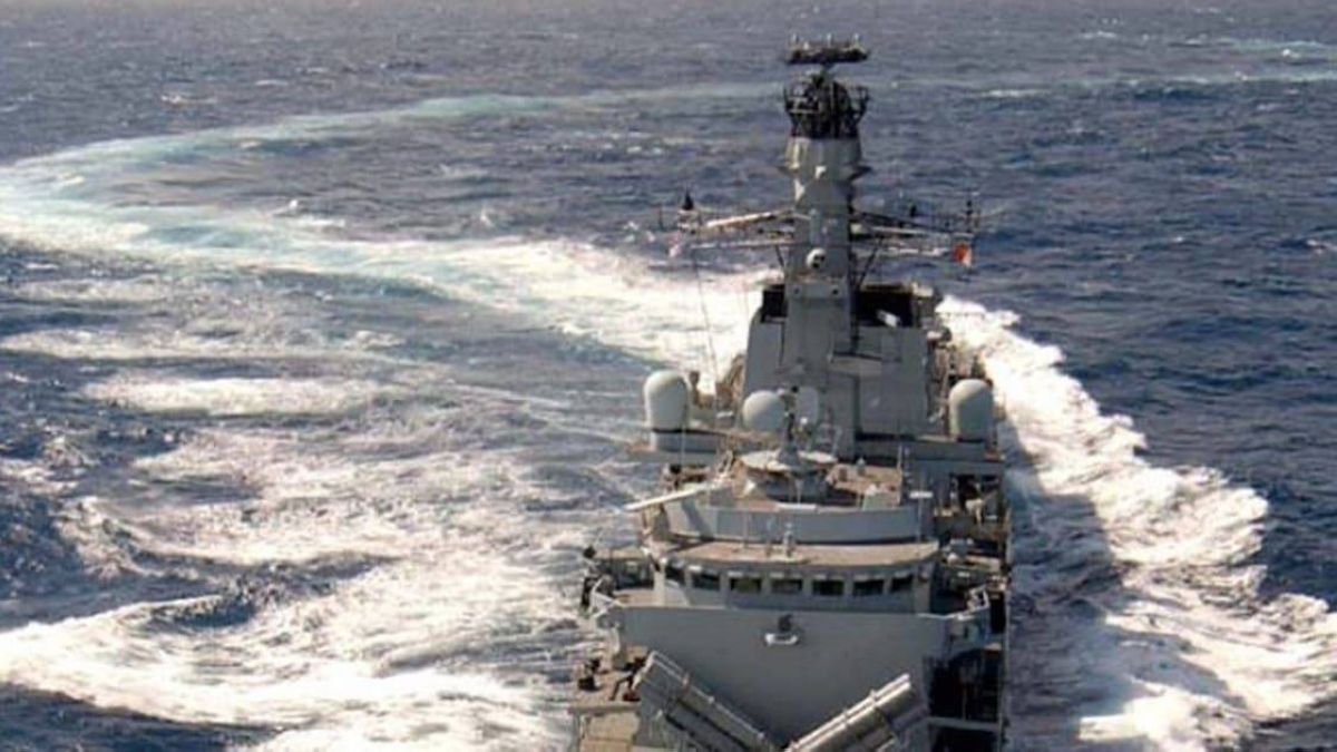 12 دولة تلوح بضرب الحوثيين