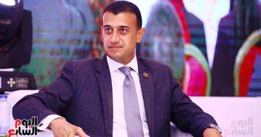 طارق الخولى: القيادة السياسية تواجه المطامع فى سيناء بجذب الكتلة السكانية