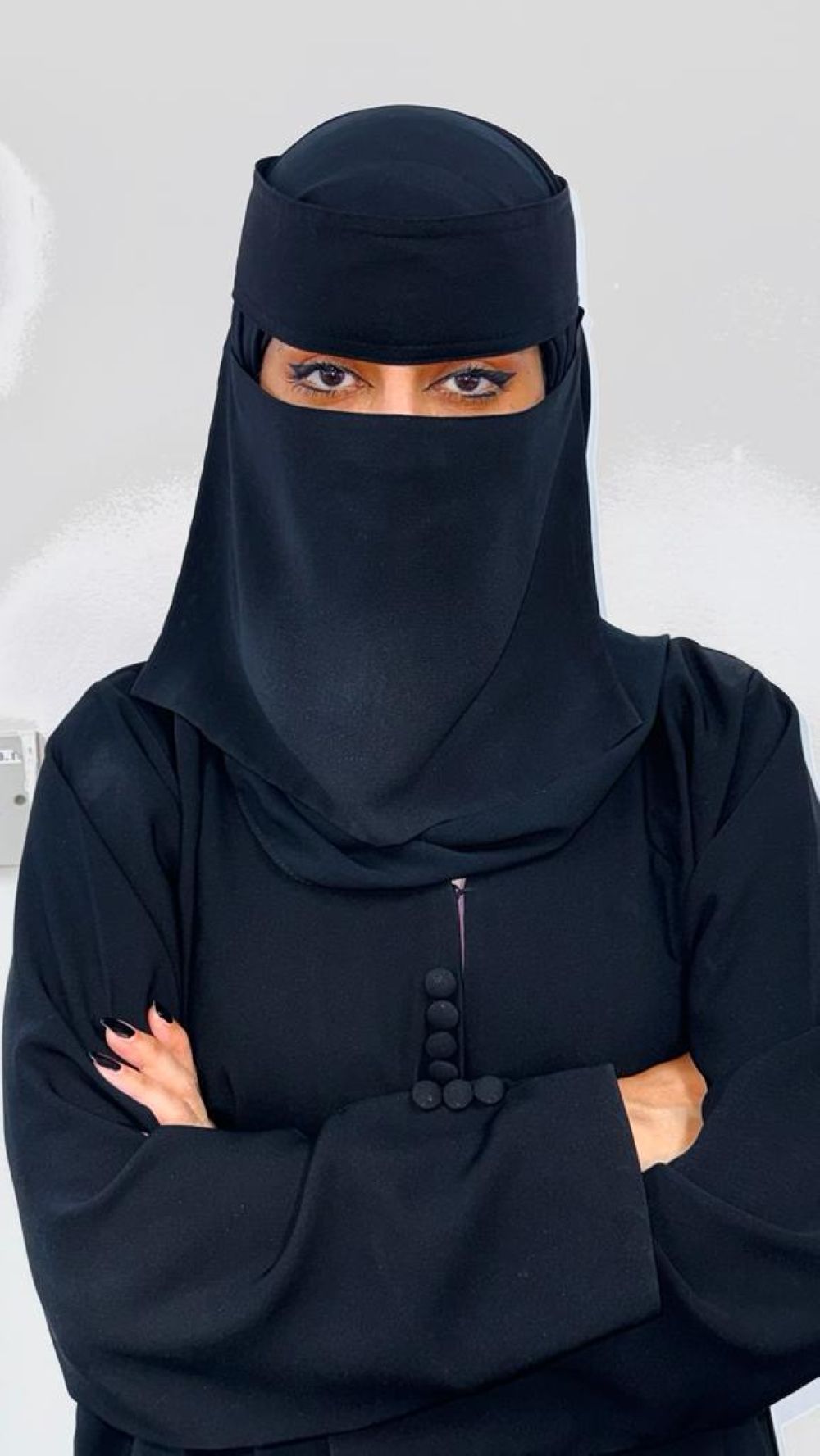 عقاب قاسٍ ينتظر مواطنًا صدم دراجة نارية وتوثيق الحادث وهروبه