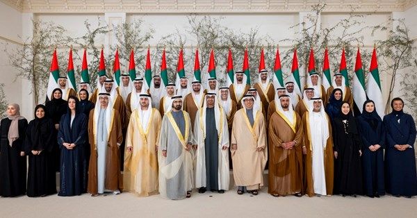 أمام رئيس الدولة .. الوزراء الجدد في حكومة الإمارات يؤدون اليمين الدستورية