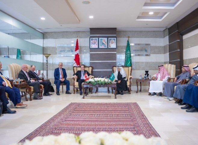 الخليج اليوم .. بعد 5 أعوام من تعليقها.. السعودية وكندا تتفقان على إعادة تبادل الوفود التجارية