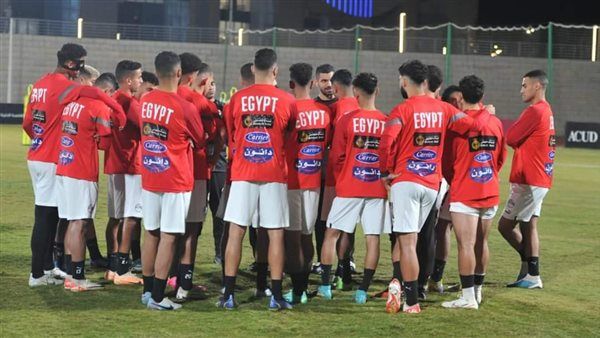 المنتخب الأوليمبي يؤدى تدريبه الأول بالعاصمة الإدارية و ميكالى يشكر وزير الرياضة وعلام