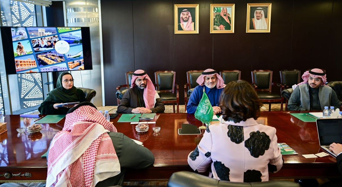 "إعمار اليمن" يلتقي وفدَ الأمم المتحدة ويستعرض مشاريعَه ومبادراته التنموية