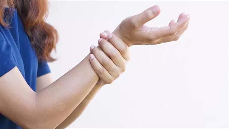 راقب بشرتك وأظافرك.. 4 علامات تنذر بنقص مستويات الحديد بجسمك