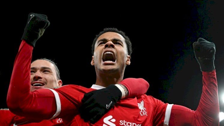 كأس الرابطة: ليفربول يقلب الطاولة على فولهام ويحسم ذهاب نصف النهائي بفوز صعب