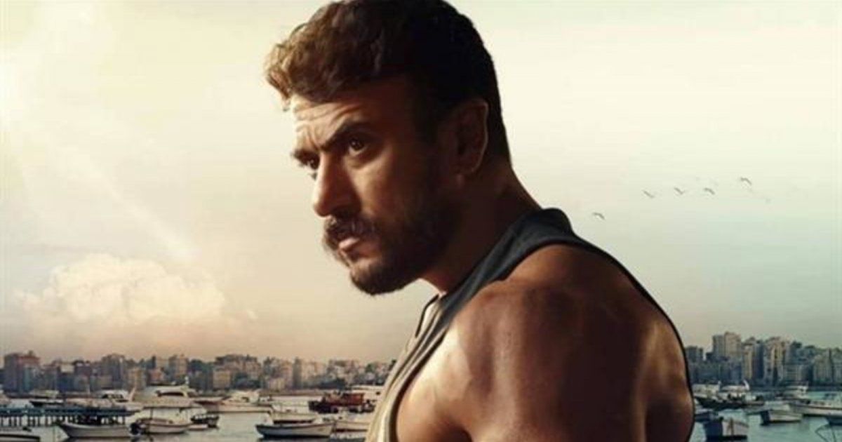 أحمد العوضي يستمر في المركز الأول بعد نجاح فيلمه "الإسكندراني"