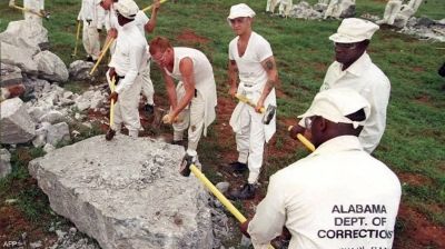 تراند اليوم : لأول مرة تطبق في أمريكا .. محكمة تسمح بإعدام سجين بغاز النيتروجين
