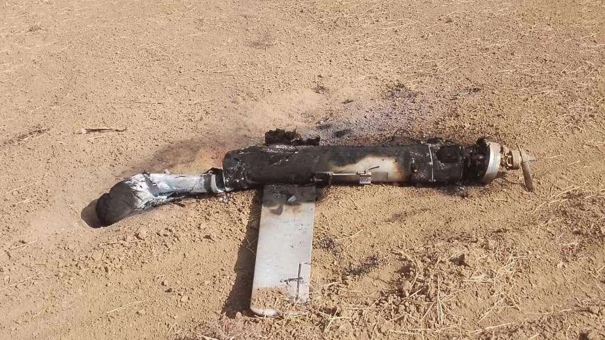 مراسل "الخليج 365": هجوم صاروخي يدك قاعدة الجيش الأمريكي في حقل غاز "كونيكو" شرقي سوريا