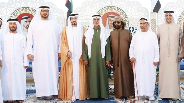 نهيان بن مبارك يحضر أفراح الحفيتي والهنداسي في رأس الخيمة