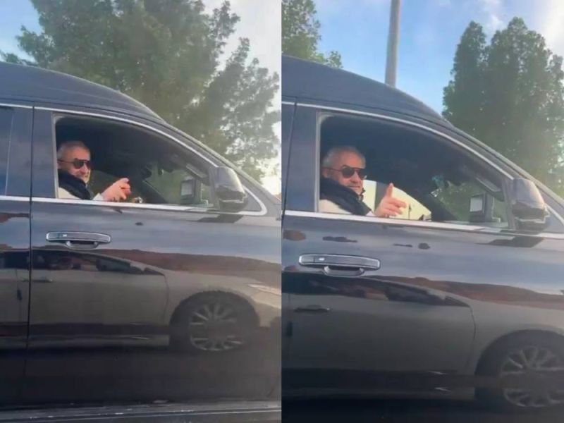 تراند اليوم : شاهد .. ردة فعل الأمير الوليد بن طلال تجاه مشجع اتحادي رفض جائزة الأمير مقابل تشجيع الهلال