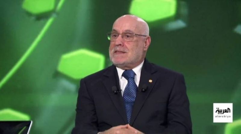 تراند اليوم : بالفيديو: مدرب سابق للمنتخب السعودي يعلق على لقطة الإداري الذي تلقى اتصالاً في دكة البدلاء وبعدها تغيرت مجريات المباراة أمام الصين بكأس آسيا !