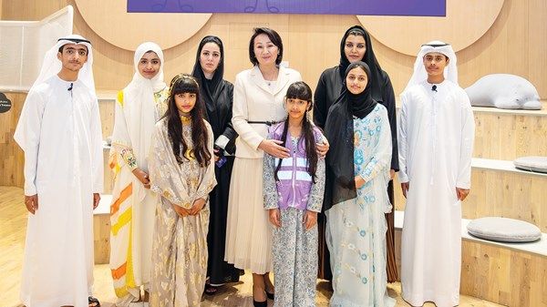 السيدة الأولى لجمهورية قرغيزستان تشيد بجهود «أم الإمارات» في تمكين المرأة