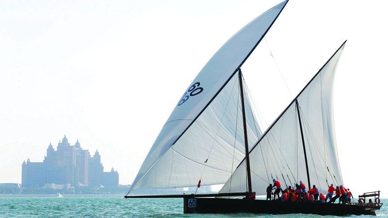الامارات | 82 سفينة تُبحر في سباق «الشراعية 60 قدماً»