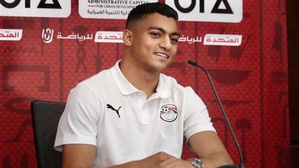 أمم أفريقيا.. مصطفي محمد يوجه رسالة "حادة" للمغربي أوناحي