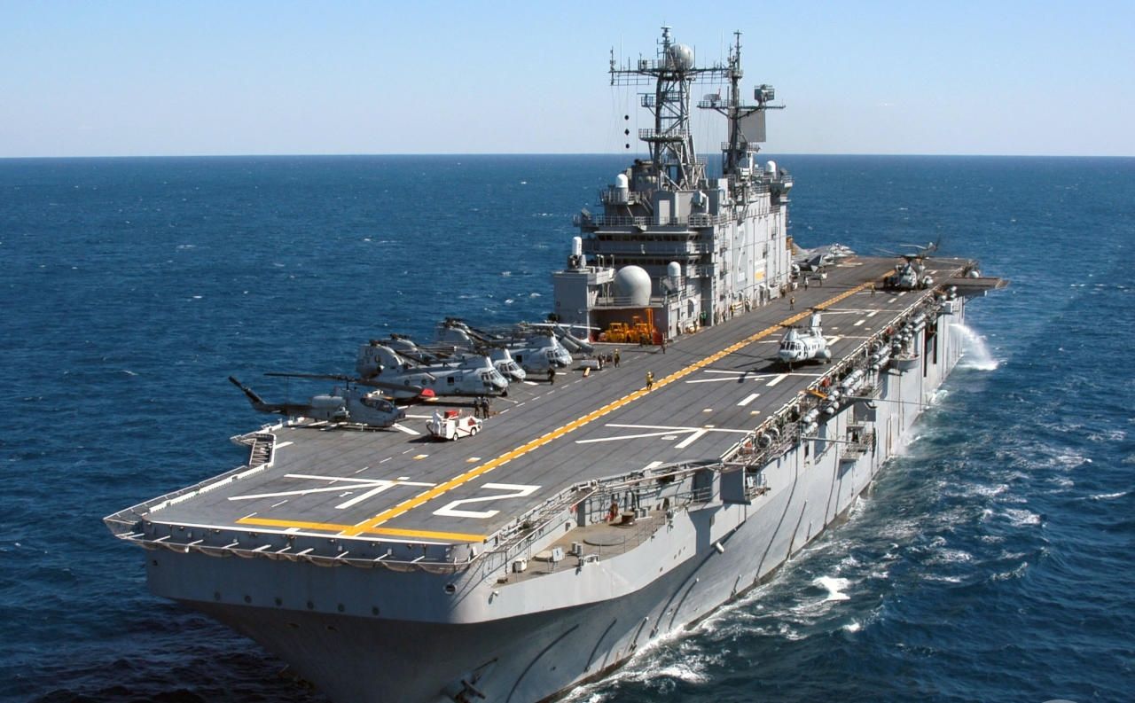 رئيس هيئة قناة السويس : البحر الأحمر أصبح منطقة حرب