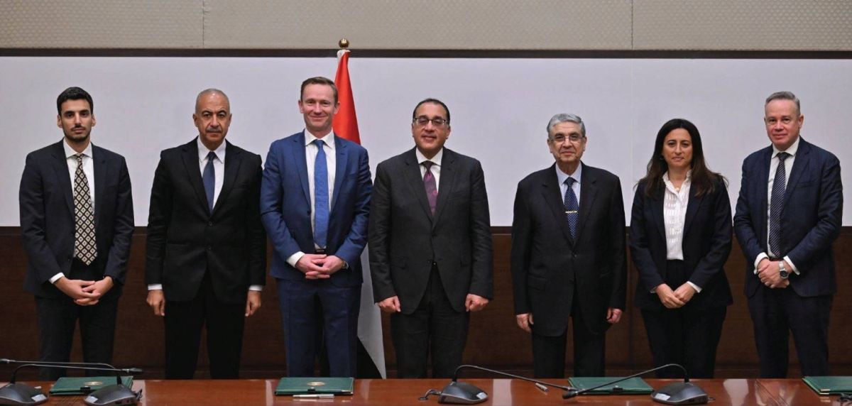 تحالف أكوا باور ينفذ مشروعا لإنتاج الطاقة من الرياح بخليج السويس وجبل الزيت