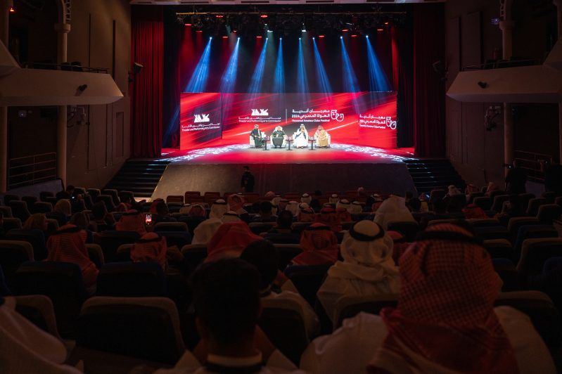 3 متخصصين يقدمون نظرة تحليلية لعروض مهرجان أندية الهواة المسرحي
