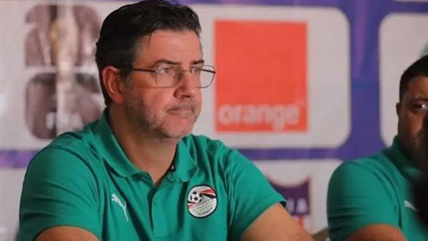 أمم إفريقيا.. فيتوريا يعلق على غياب نجم موزمبيق