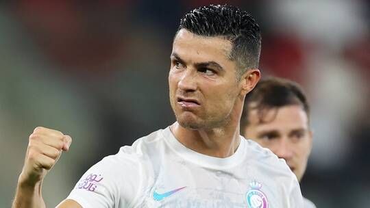 الخليج اليوم .. الكشف عن سر اقتناع كريستيانو رونالدو بـ"الانتقال" إلى النصر السعودي