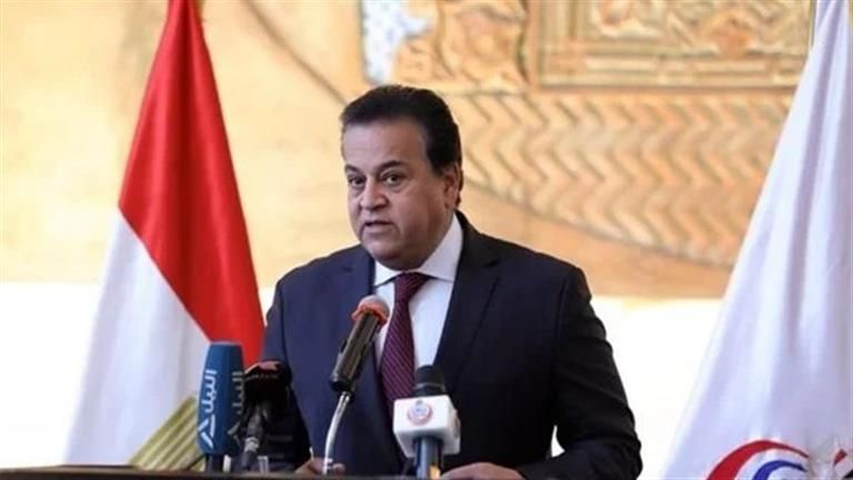 وزير الصحة يتفقد أعمال التطوير بمستشفى الشيخ زايد المركزي