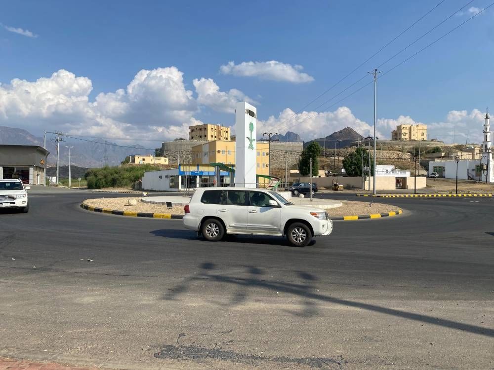 رفع جودة الطرق الرئيسية بالمجاردة