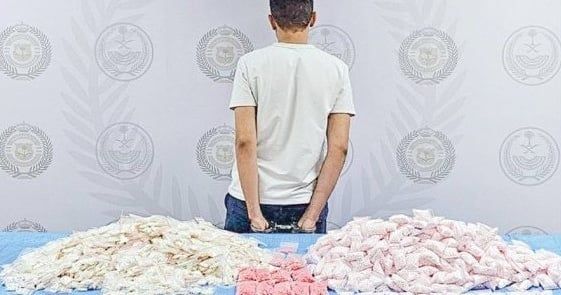 جدة.. "مكافحة المخدرات" تقبض على مقيم لترويجه أكثر من 122 ألف قرص خاضع لتنظيم التداول الطبي