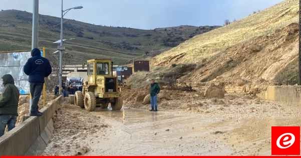 التحكم: قطع السير بشكل جزئي على طريق عام ضهر البيدر بالاتجاهين وإبقاء السير على مسرب واحد