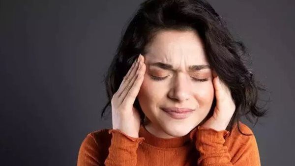 وداعا للمسكنات والأدوية..أطعمة ومشروبات طبيعية للتخلص من الصداع