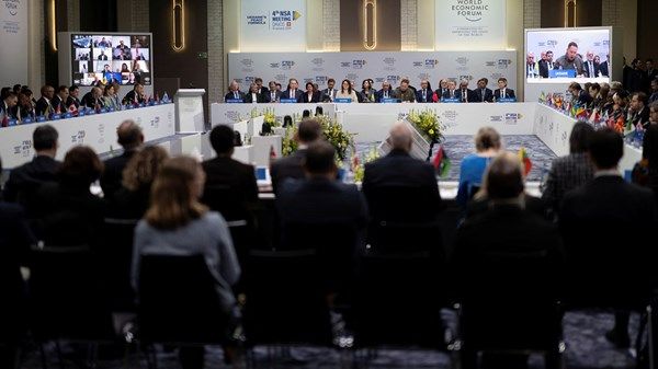 بدء محادثات بشأن «صيغة السلام» الأوكرانية