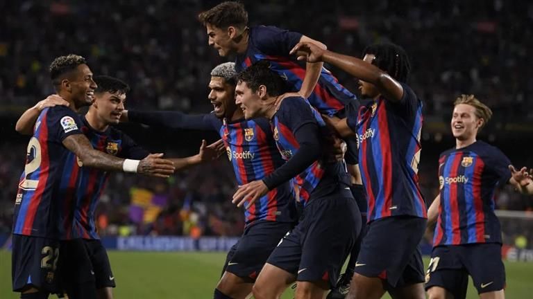 قبل الكلاسيكو.. هل يتجنب برشلونة لعنة "بطل الدوري" في نهائي السوبر الإسباني؟