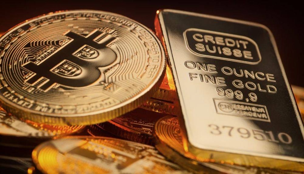 بيتكوين والذهب.. أكبر رهانين للمستثمرين في العام الحالي