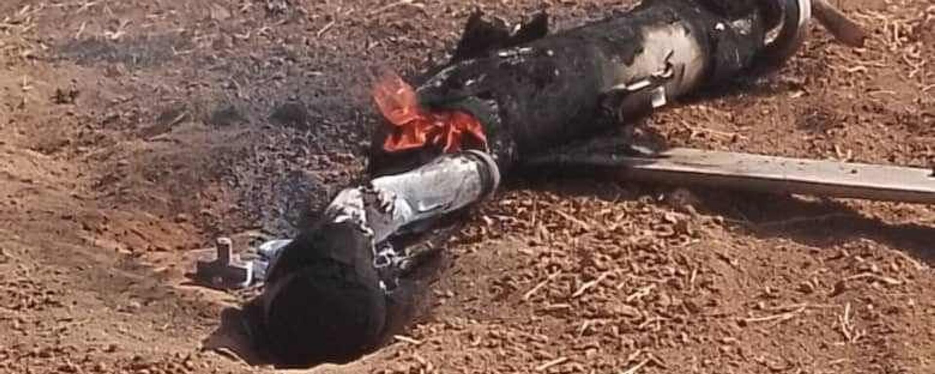 مراسل "الخليج 365": إصابات مباشرة برشقة صاروخية استهدفت الجيش الأمريكي في قاعدة "كونيكو" شرقي سوريا