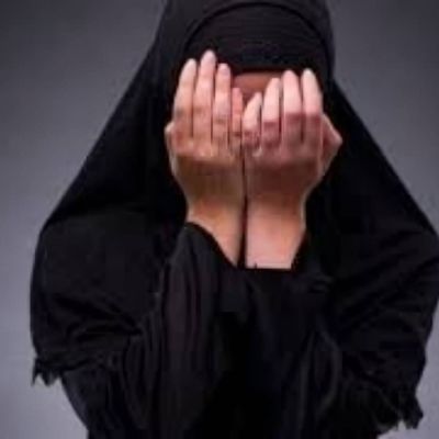 تراند اليوم : بعدما رفض الاعتراف بها 19 عاما .. تفاصيل حسم محكمة في المدينة قضية نسب فتاة سعودية لوالدها