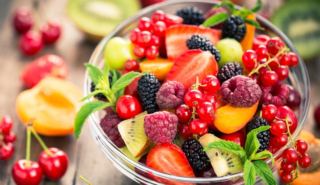 الطبيب الشهري يكشف عن فاكهة رخيصة الثمن تكافح السرطان وتعالج الذبحة الصدرية