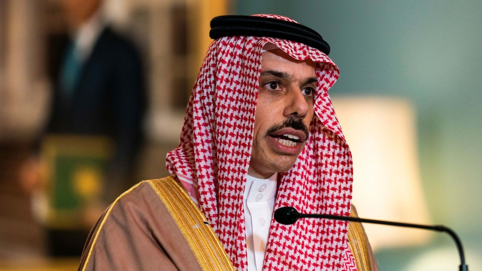 وزير الخارجية يصل دافوس لترؤس وفد المملكة في المنتدى الاقتصادي العالمي