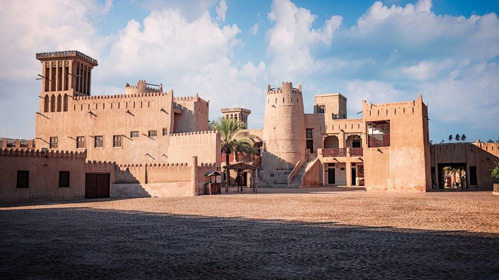 عجمان.. شواطئ ومزارات سياحية تستقطب الزوار