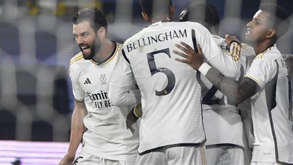 ريال مدريد يكتسح برشلونة برباعية ويتوج بطلاً للسوبر الإسباني