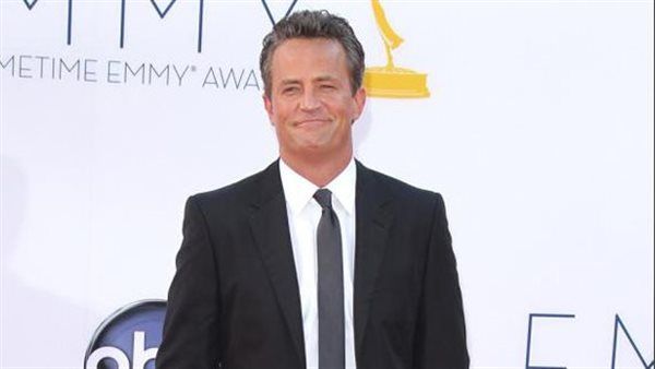 لافتة إنسانية بحفل توزيع جوائز الإيمي .. تكريم الراحل ماثيو بيري