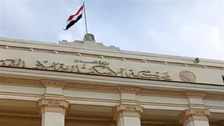 خنق زوجته بـ"إيشارب".. تأجيل محاكمة مزارع في الإسكندرية