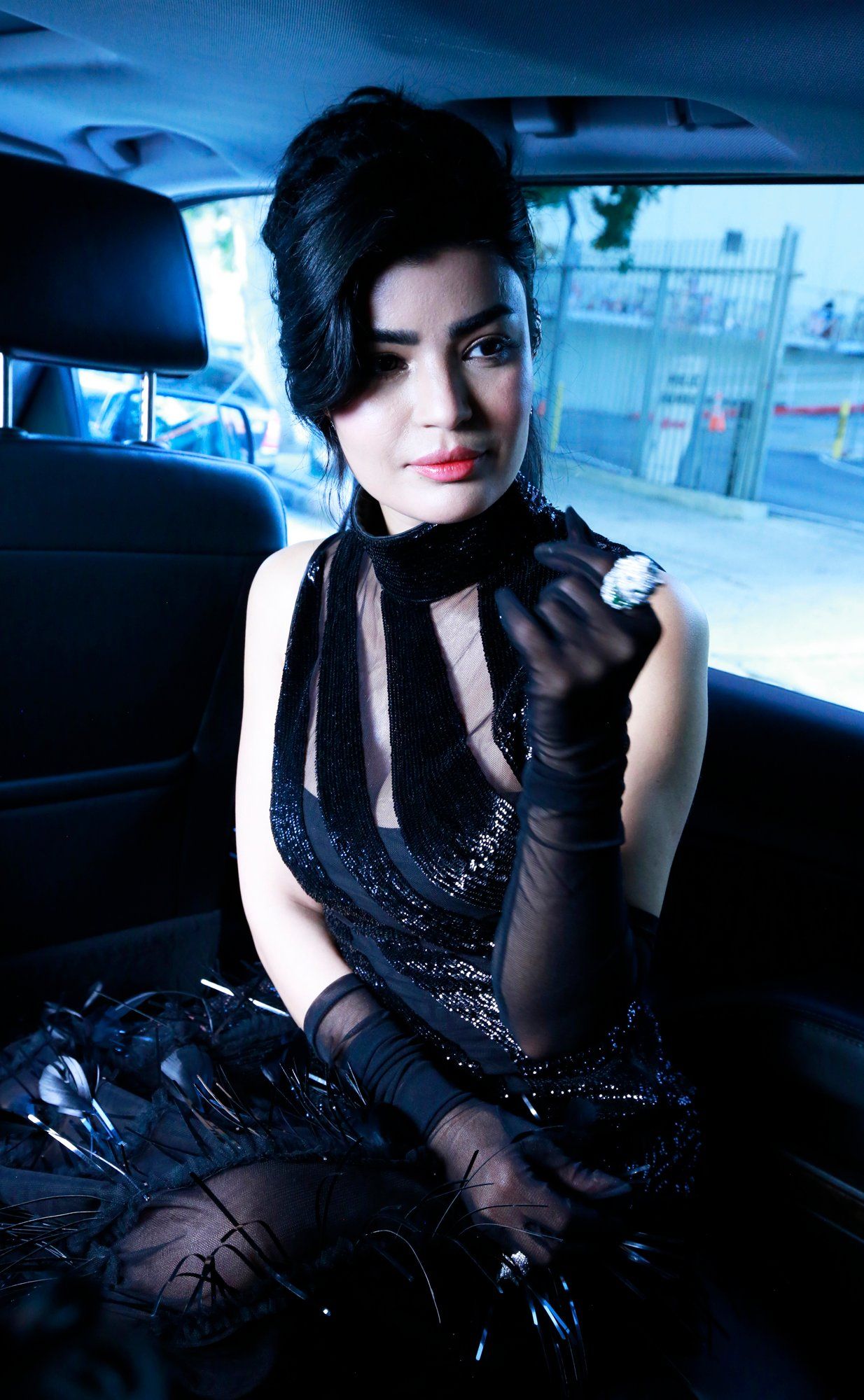 بالصور: ميلا الزهراني تتألق بإطلالة درامية في حفل توزيع جوائز الإيمي 2023