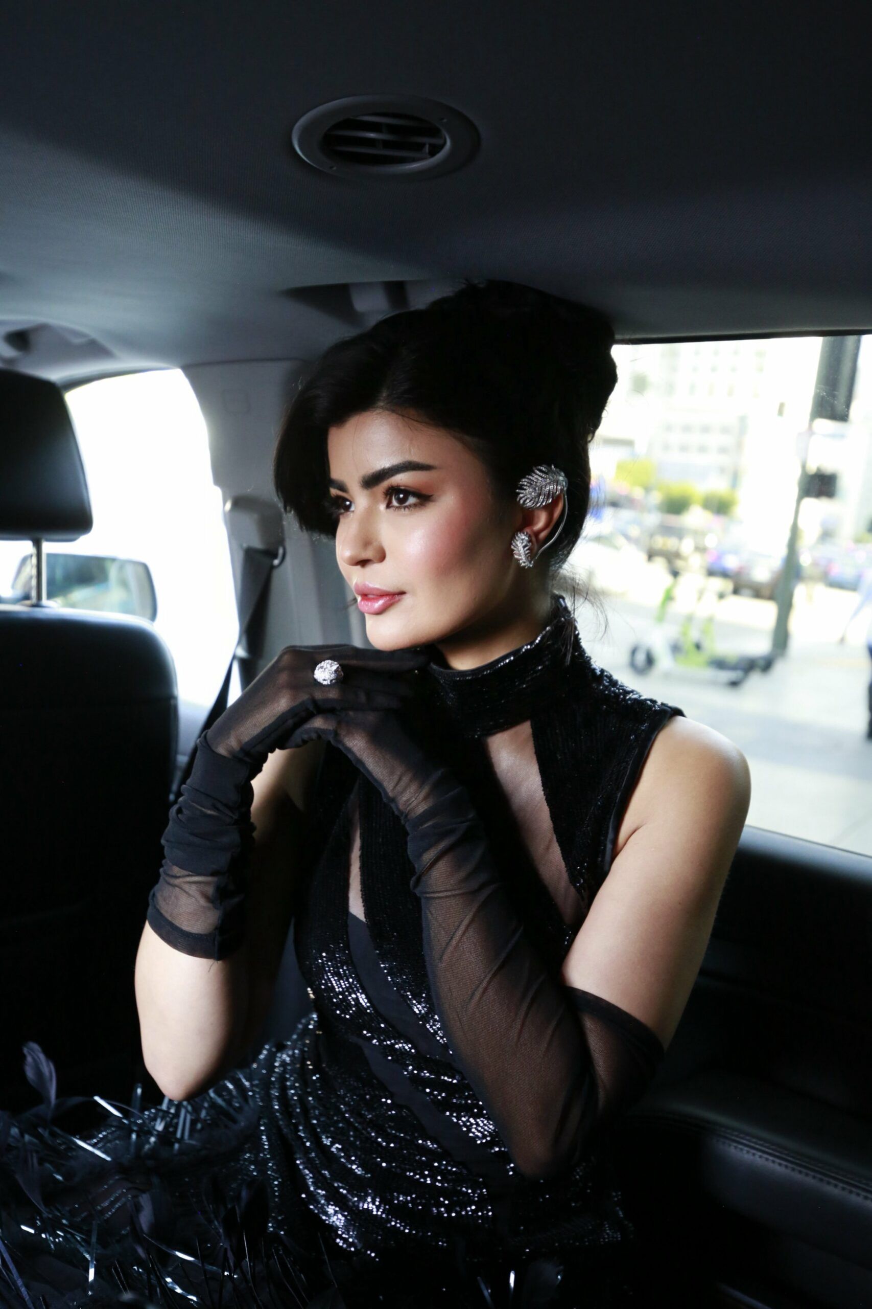 بالصور: ميلا الزهراني تتألق بإطلالة درامية في حفل توزيع جوائز الإيمي 2023