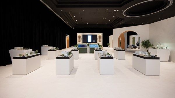 تقديم «خدمات الإسكان» لأصحاب الهمم وكبار المواطنين في أبوظبي بمقار إقامتهم