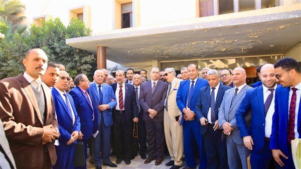 نقيب المحامين يتفقد استراحات أشمون ويؤكد: قمنا بإغلاق منابع الفساد داخل النقابة