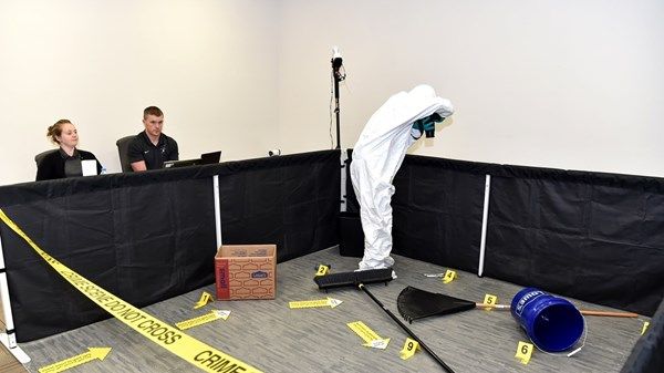 شرطة دبي تجتاز 62 اختبار كفاءة عالمياً في تطبيق فحوصات الأدلة الجنائية