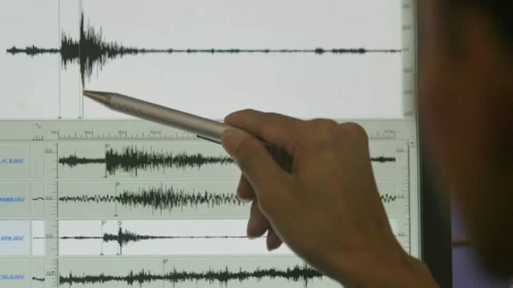 زلزال بقوة 4.5 درجات يضرب جزيرة سومباوا في إندونيسيا