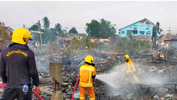 مقتل 20 شخصاً جراء انفجار بمصنع للألعاب النارية في تايلاند